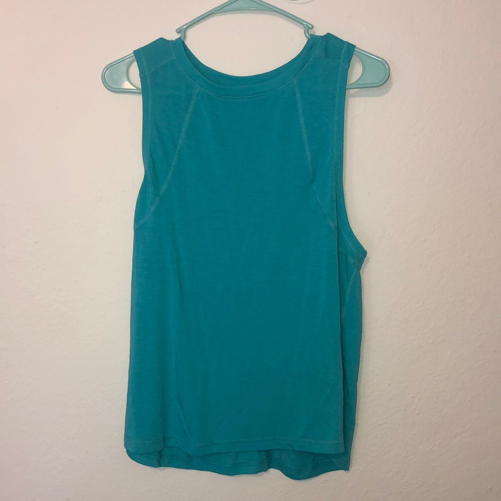 Tank Top with Cut-Out Back Detail🦋